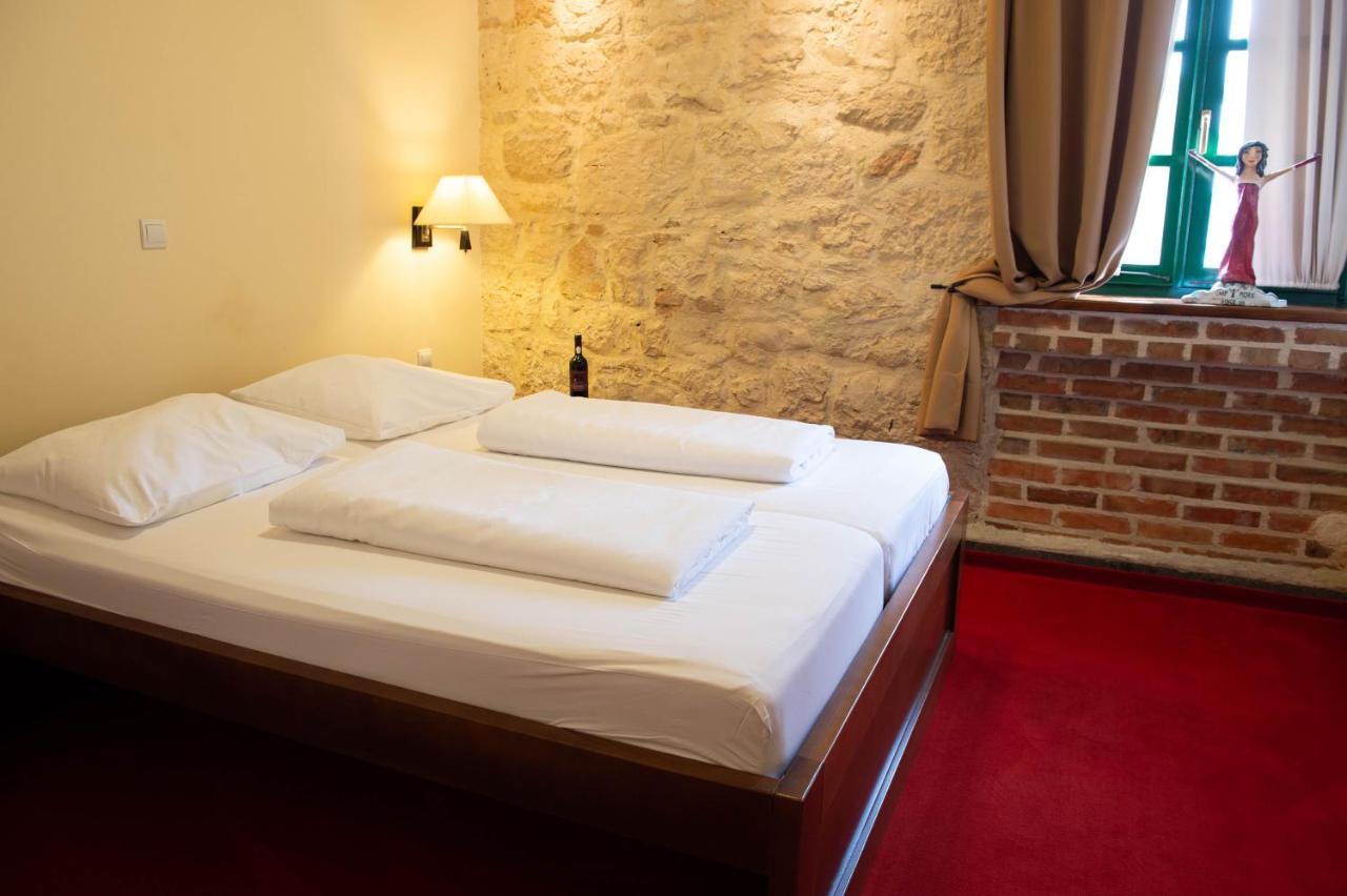 Hotel Carpymore Biograd Na Moru Eksteriør billede