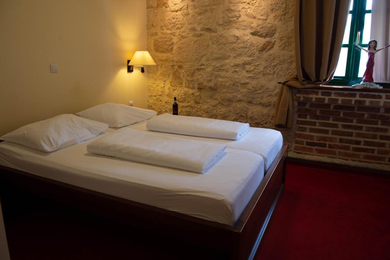 Hotel Carpymore Biograd Na Moru Eksteriør billede